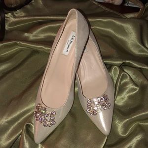 Brand new- LK Bennett pumps